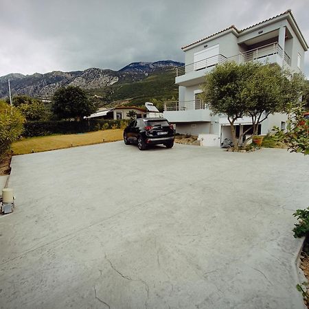 Evilenia Luxury Apartments Kalamata Esterno foto