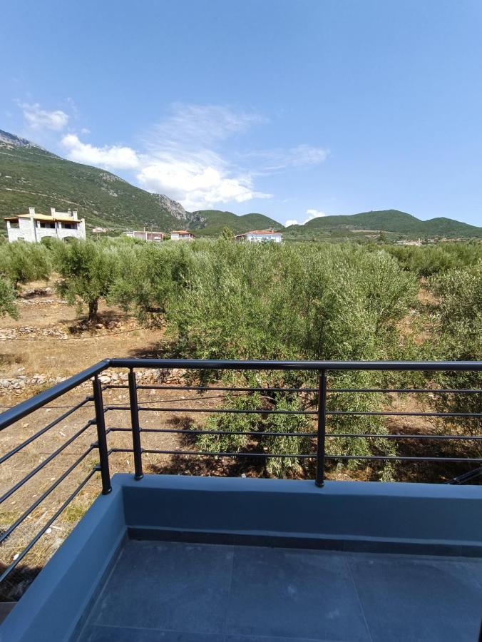Evilenia Luxury Apartments Kalamata Esterno foto