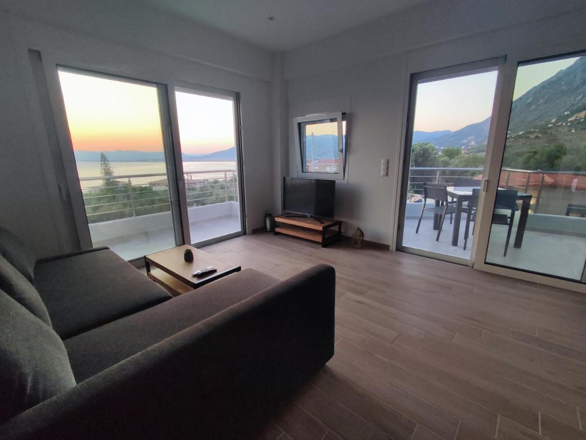 Evilenia Luxury Apartments Kalamata Esterno foto