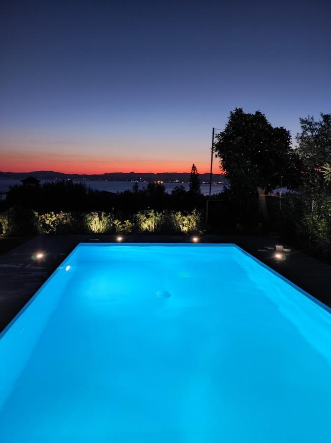 Evilenia Luxury Apartments Kalamata Esterno foto