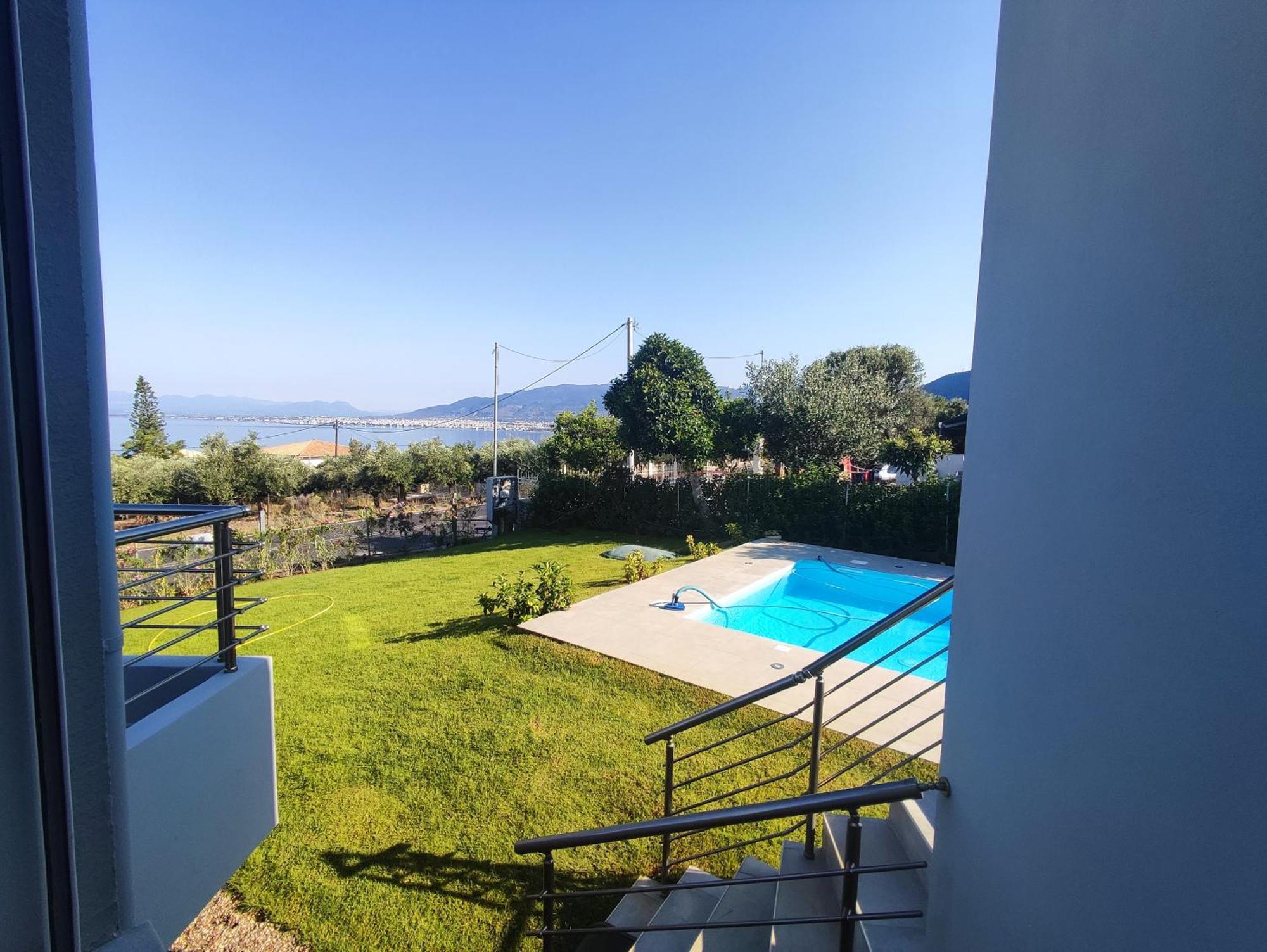 Evilenia Luxury Apartments Kalamata Esterno foto